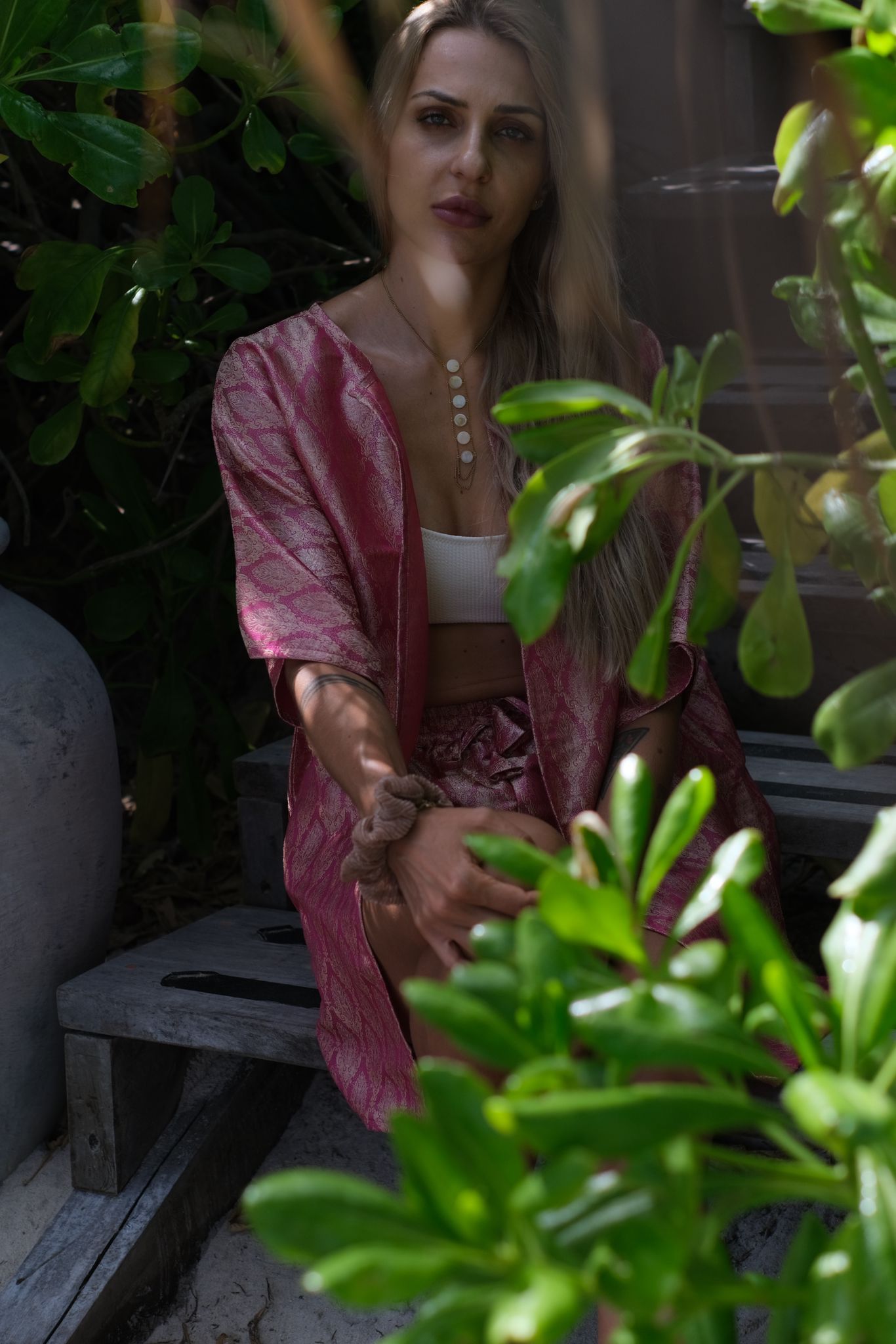 Onyx Gulabi Kimono